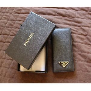Prada Black Leather Bifold Wallet w/ Authenticity